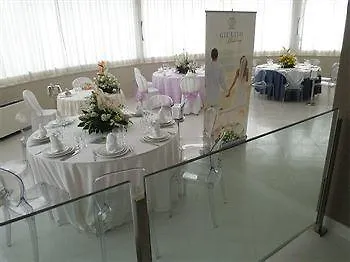 Homeholiday Giulivo Kompleks wypoczynkowy Baia Domizia