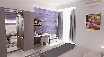 Homeholiday Giulivo Kompleks wypoczynkowy Baia Domizia