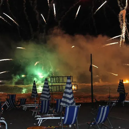 Homeholiday Giulivo 4*