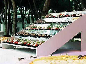 Homeholiday Giulivo 4* Baia Domizia