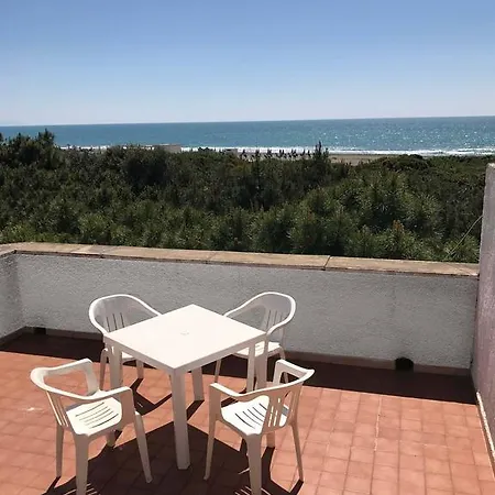 Homeholiday Giulivo 4* Baia Domizia
