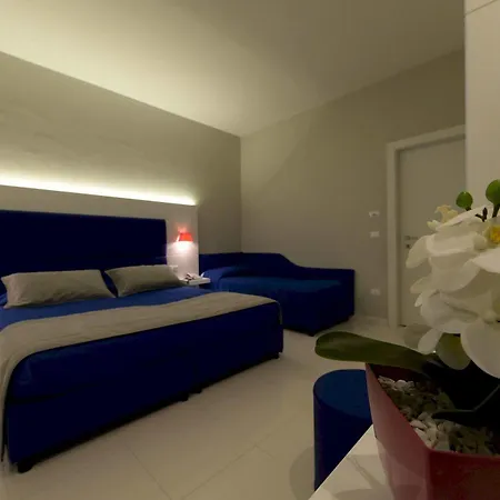 Homeholiday Giulivo 4* Baia Domizia