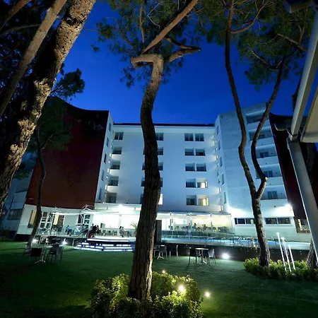 Homeholiday Giulivo 4*
